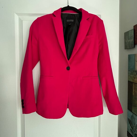 Banana Republic Fuchsia Pink Suit – Long and Lean Blazer (0P) & Sloan Pants (0) - Picture 7 of 9
